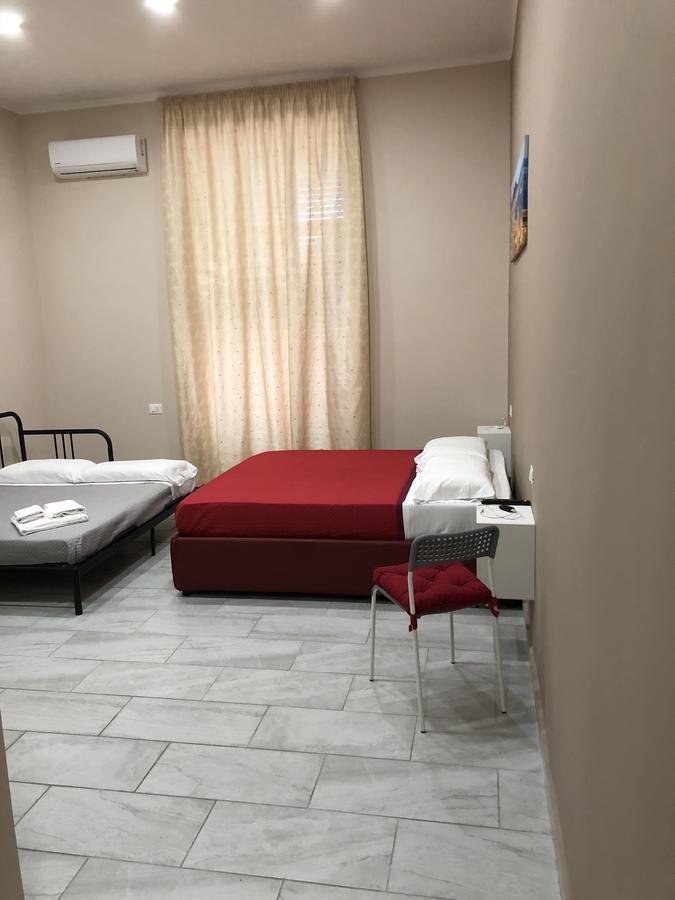 ナポリ Vesuvius Terminal Bed & Breakfast エクステリア 写真